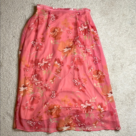 Studio C Skirt Set - Picture 6 of 7